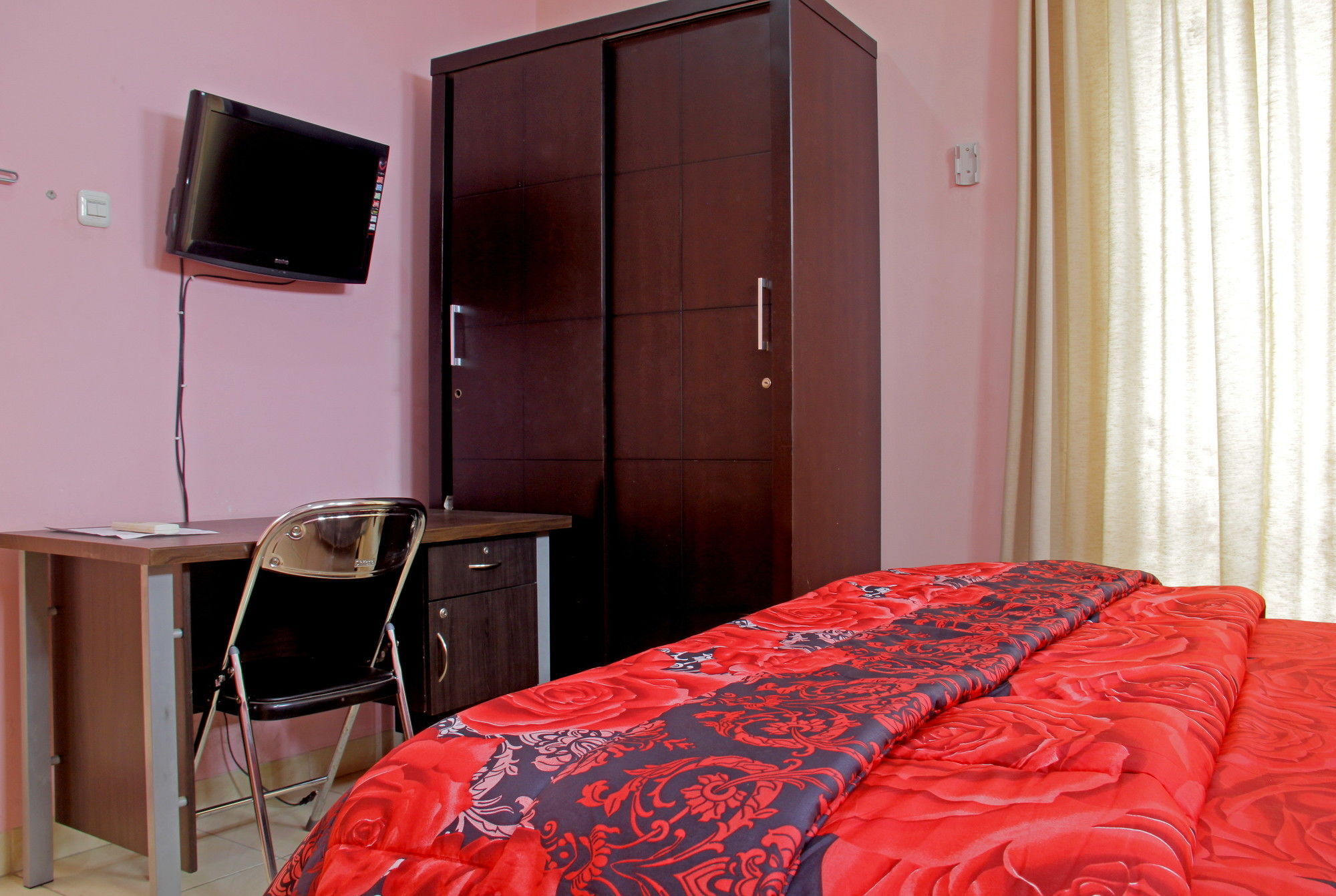 فندق Reddoorz Near Hyperpoint Pasteur باندونج المظهر الخارجي الصورة